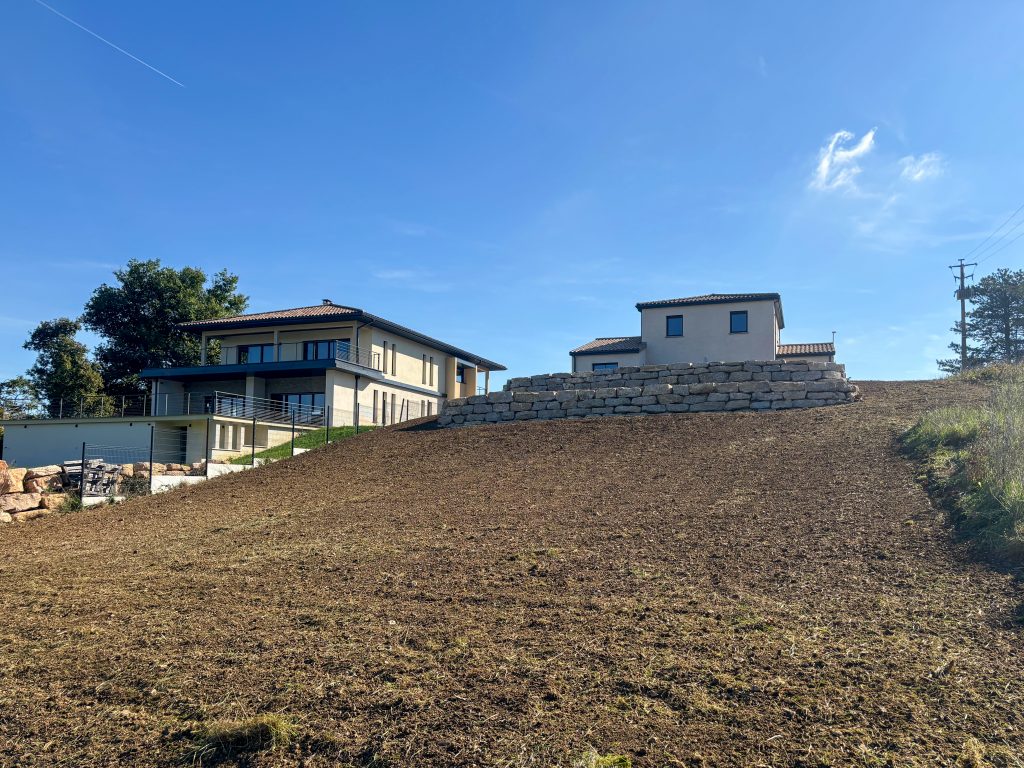 Nivellement terrain Mâcon LV Environnement
